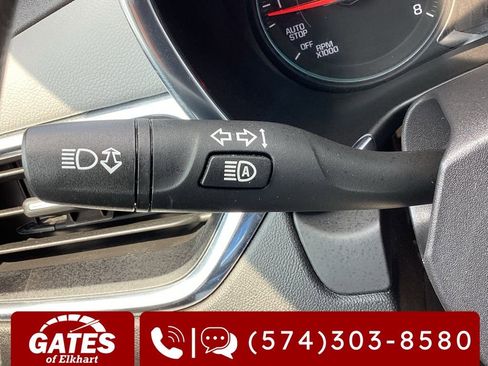 Used 2023 Chevrolet Equinox LT image 23