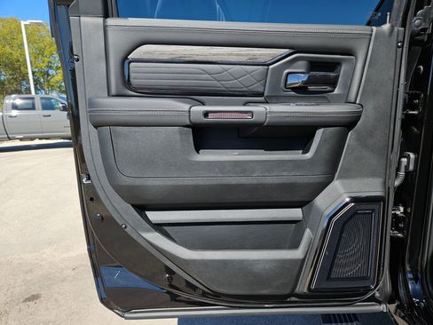 New 2026 RAM 2500 Limited image 14