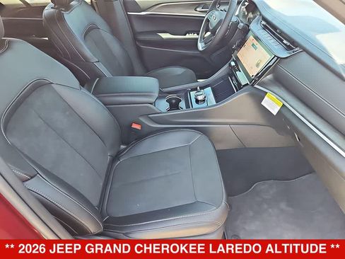 New 2026 Jeep Grand Cherokee Altitude AWD/4WD image 24