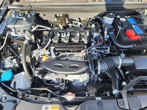 Used 2023 Honda Accord LX image 11