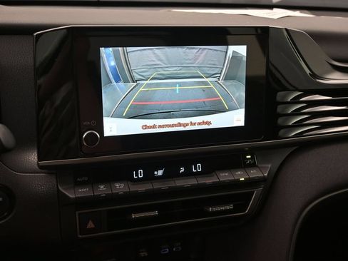 Used 2025 Toyota Camry LE FWD image 13