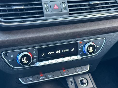 Used 2022 Audi Q5 2.0T Premium image 19