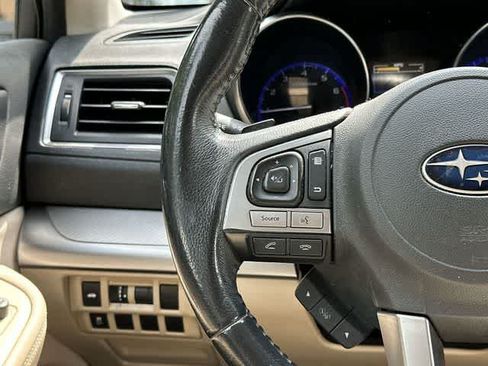 Used 2016 Subaru Legacy 2.5i Premium AWD/4WD image 9