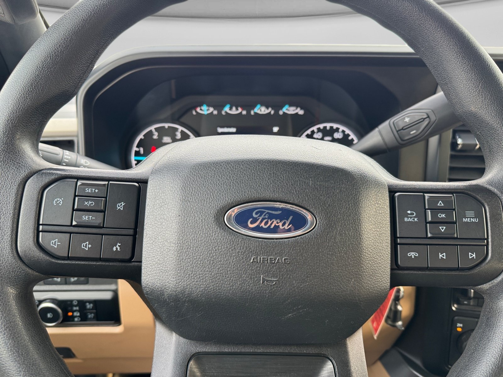 Used 2024 Ford F350 XLT w/ Camper Package AWD/4WD image 16
