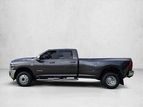 New 2026 RAM 3500 Laramie w/ Towing Technology Group AWD/4WD image 5