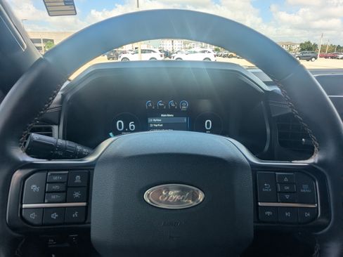 Used 2023 Ford Expedition Platinum image 36