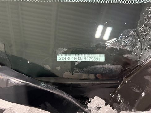 Used 2018 Chrysler Pacifica Touring Plus image 31