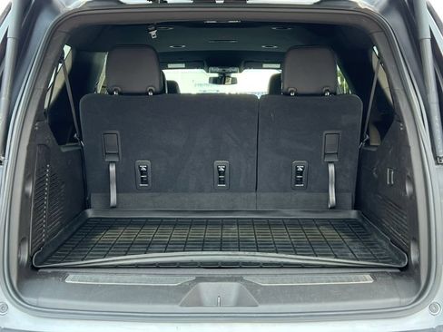 Used 2021 Chevrolet Suburban Z71 w/ Max Trailering Package AWD/4WD image 36
