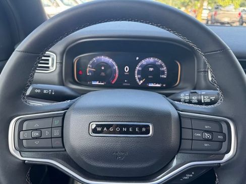 Certified 2024 Jeep Wagoneer 4WD image 25