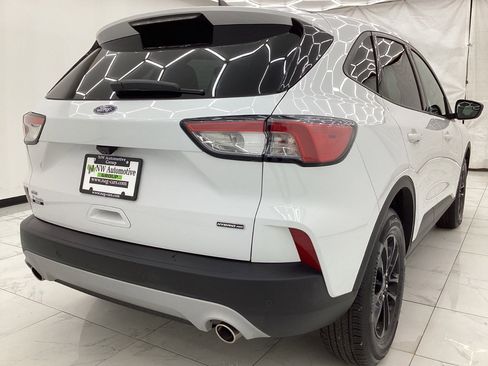 Used 2020 Ford Escape SE Sport AWD/4WD image 8