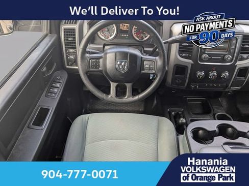 Used 2015 RAM 2500 Tradesman w/ Chrome Appearance Group AWD/4WD image 16