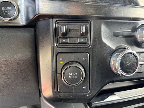 Used 2024 Ford F350 Lariat w/ Lariat Ultimate Package image 30