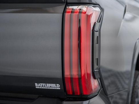 Used 2024 Toyota Tundra Capstone AWD/4WD image 9