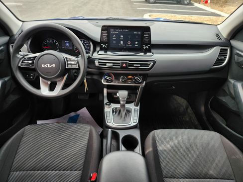 Used 2022 Kia Seltos LX AWD/4WD image 19