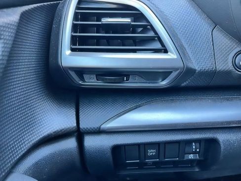 Used 2023 Subaru Forester Premium image 24