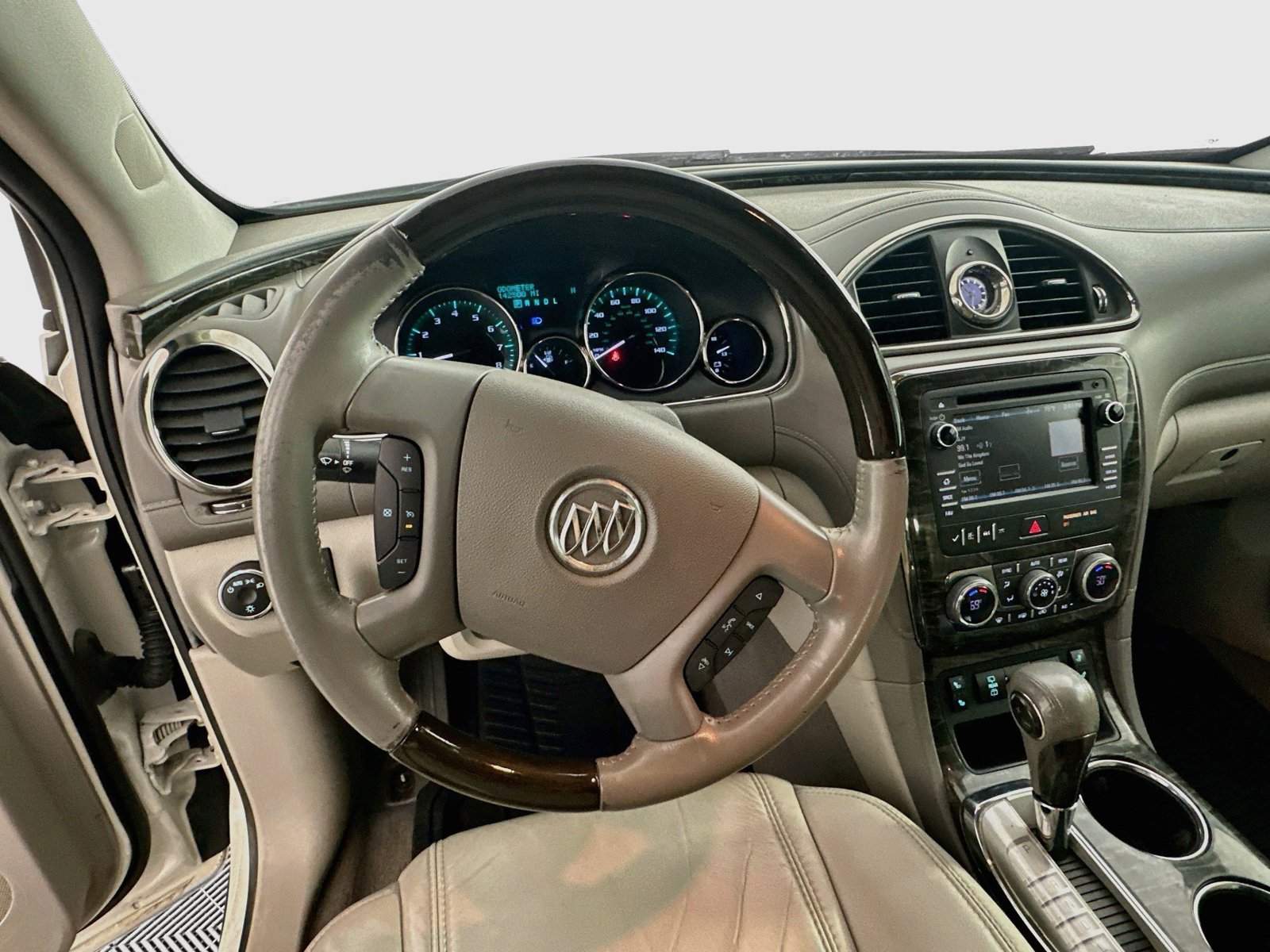 Used 2014 Buick Enclave Leather FWD image 11