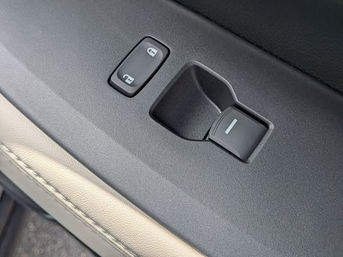 New 2026 Honda HR-V LX image 33