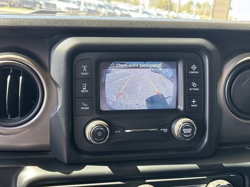 Used 2019 Jeep Wrangler Unlimited Sport S image 18
