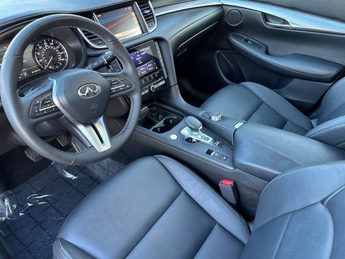 Used 2019 INFINITI QX50 Luxe w/ Navigation Package image 11