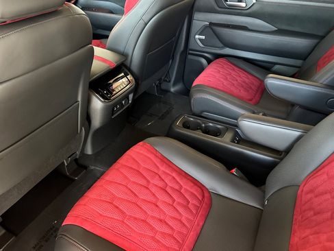 New 2026 Nissan Armada NISMO image 9