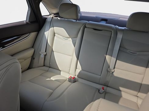 Used 2017 Cadillac XTS Luxury w/ Driver Awareness Package FWD image 20