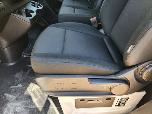 New 2025 Mercedes-Benz Sprinter 2500 image 18