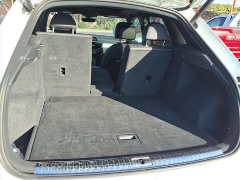 Used 2023 Audi Q3 2.0T Premium image 14