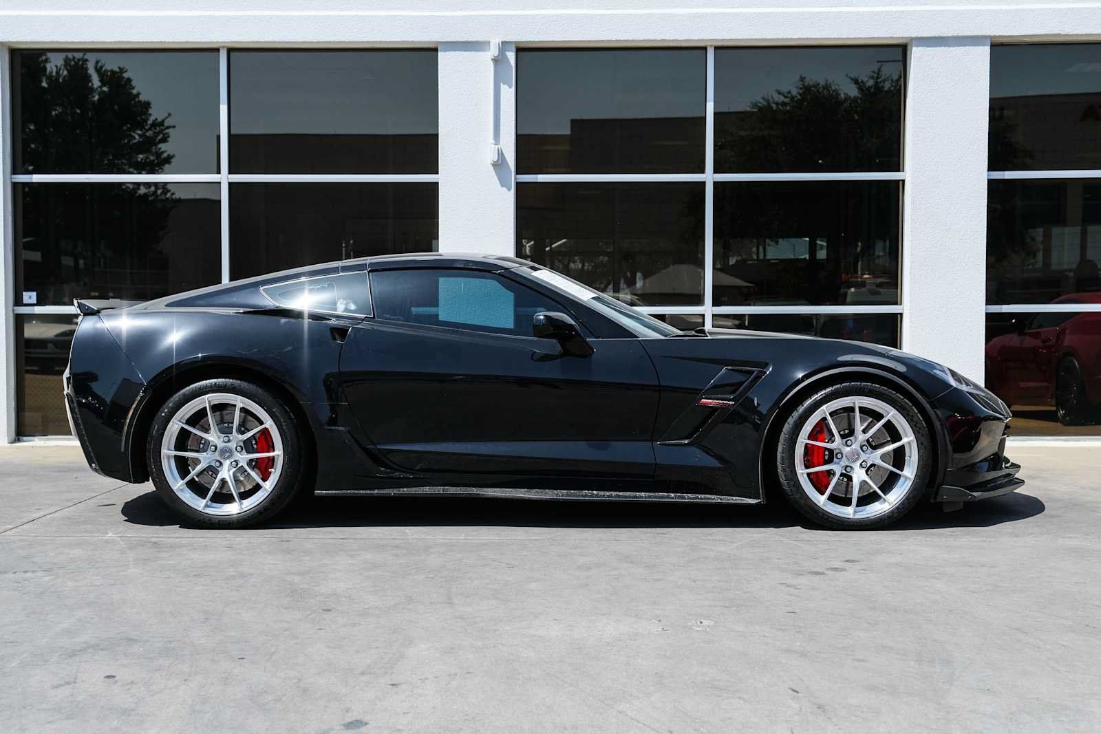 Used 2017 Chevrolet Corvette Grand Sport RWD image 7