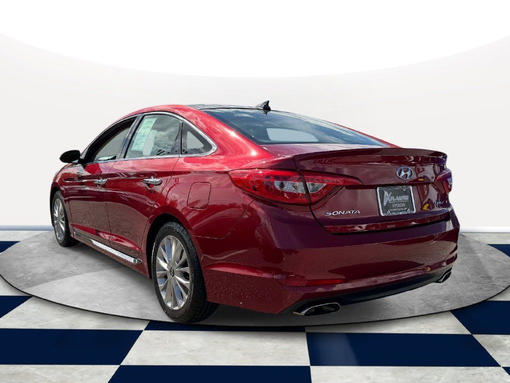 Used 2015 Hyundai Sonata Limited w/ Option Group 05 FWD image 4
