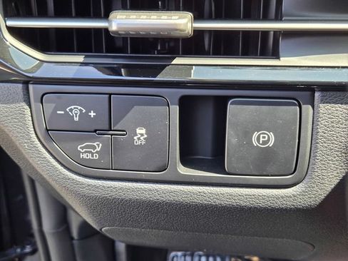 New 2026 Kia Sportage SX FWD image 14