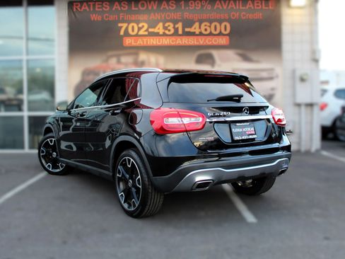 Used 2020 Mercedes-Benz GLA 250 image 3