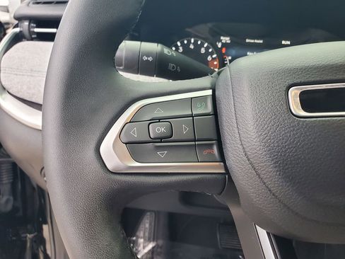 Used 2023 Jeep Compass Latitude AWD/4WD image 22