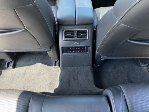 Used 2024 MAZDA CX-90 3.3 Turbo w/ Preferred Plus AWD/4WD image 21