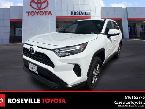 Used 2023 Toyota RAV4 LE image 1