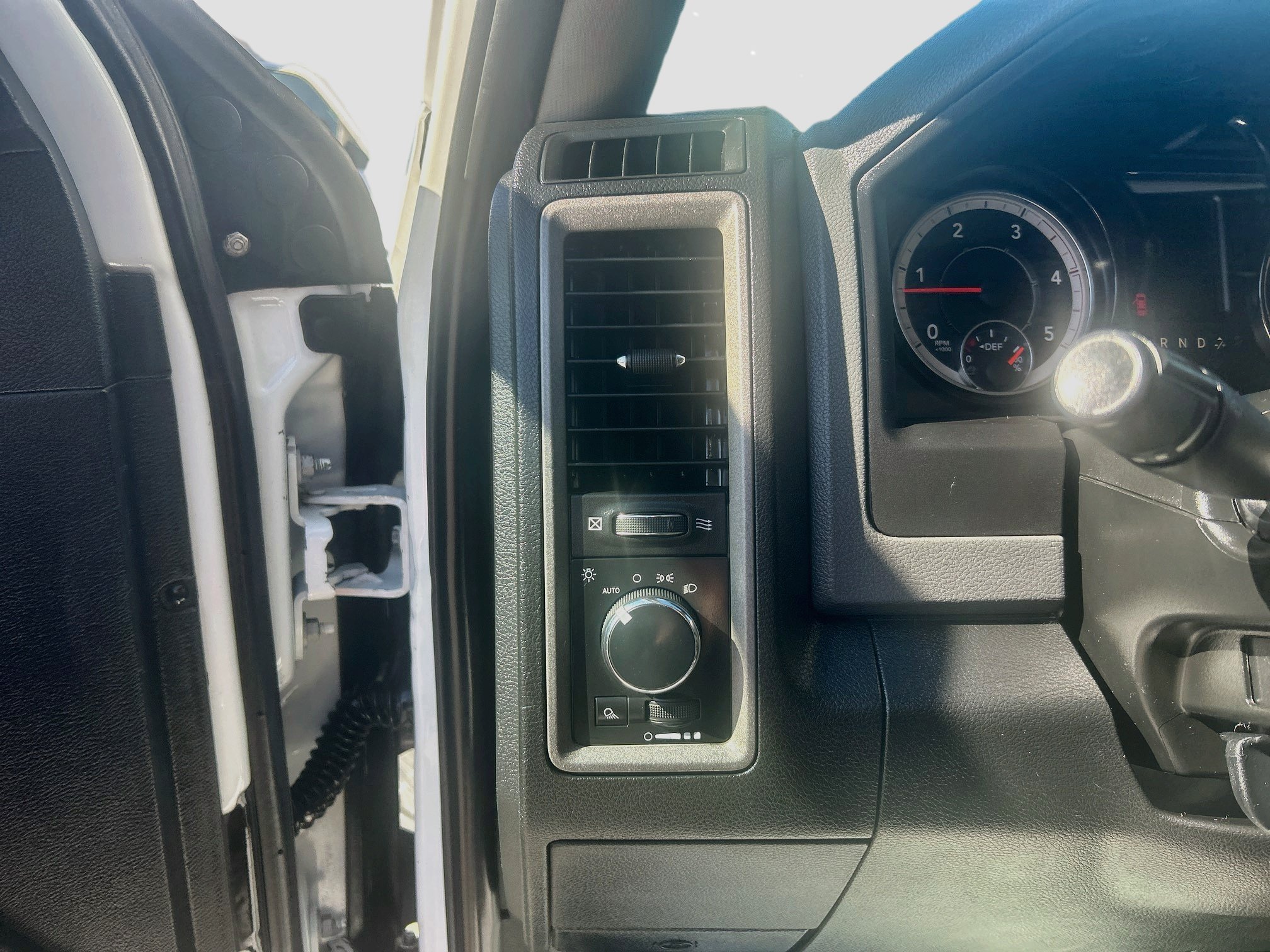 Used 2017 RAM 3500 Tradesman w/ Power & Remote Entry Group AWD/4WD image 10