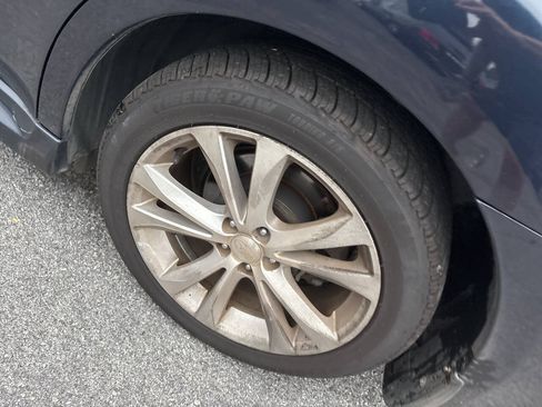 Used 2013 Subaru Legacy 2.5i Limited AWD/4WD image 15