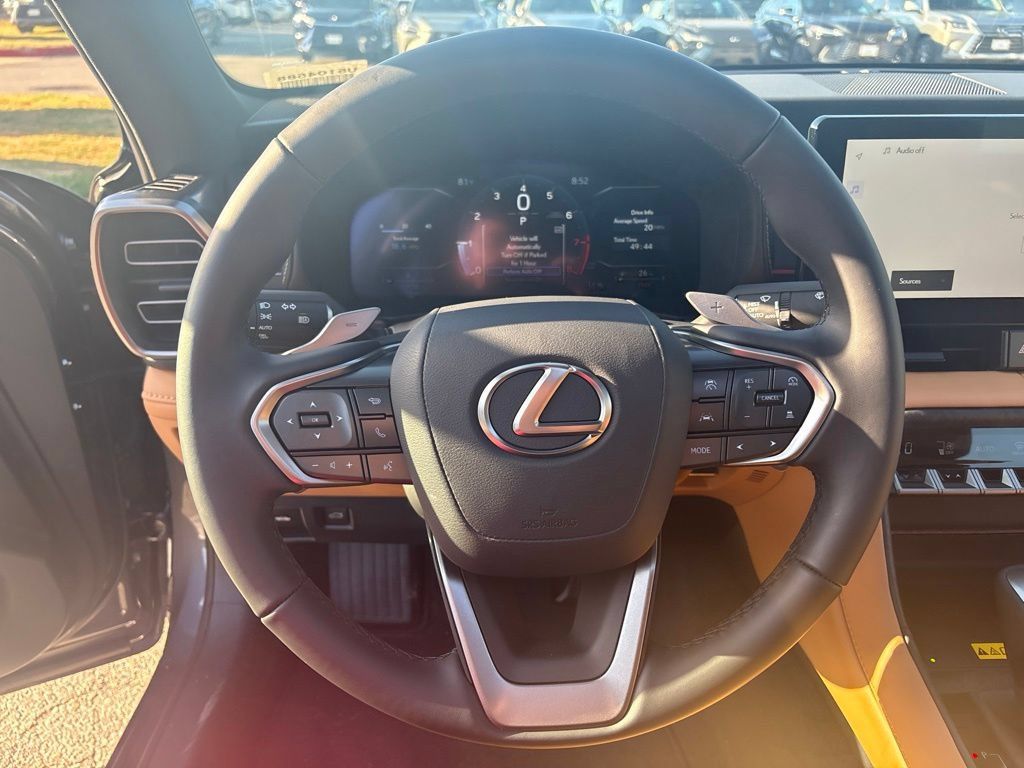 Used 2026 Lexus IS 350 F Sport RWD image 13