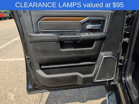Used 2022 RAM 2500 Laramie AWD/4WD image 14