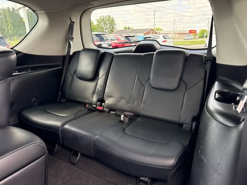Used 2015 INFINITI QX80 4WD w/ 22" Wheel Package image 24