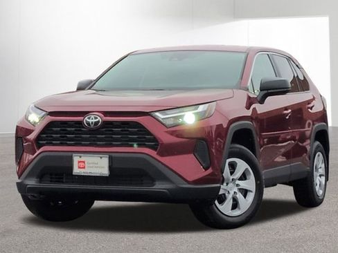 Certified 2025 Toyota RAV4 LE image 1