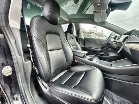 Used 2018 Tesla Model 3 Long Range image 26