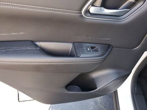 Certified 2024 Nissan Rogue Platinum w/ Platinum Premium Package AWD/4WD image 15
