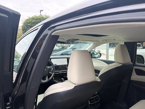 Certified 2026 Lexus RX 350 Premium Plus w/ Convenience Package AWD/4WD image 20