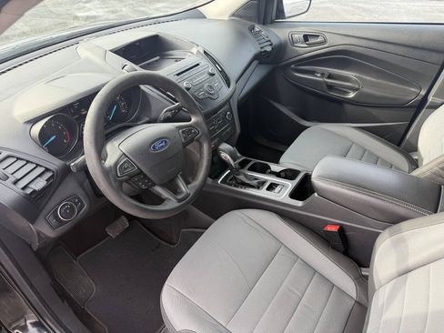Used 2017 Ford Escape S FWD image 17