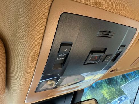 Used 2023 Lexus ES 350 w/ Premium Package FWD image 25