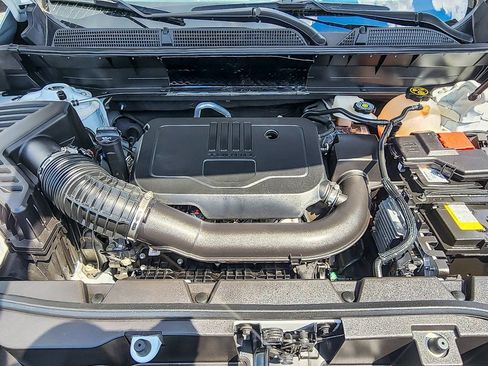 Certified 2023 GMC Acadia SLT image 23