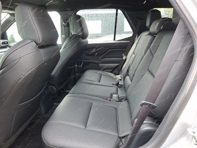 Used 2025 Toyota 4Runner SR5 AWD/4WD image 10