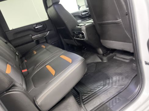 Used 2020 GMC Sierra 2500 AT4 w/ AT4 Premium Package image 21