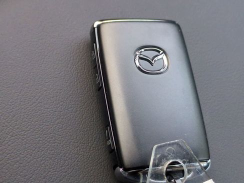 New 2026 MAZDA MAZDA3 2.5 S Hatchback w/ Premium Pkg image 34