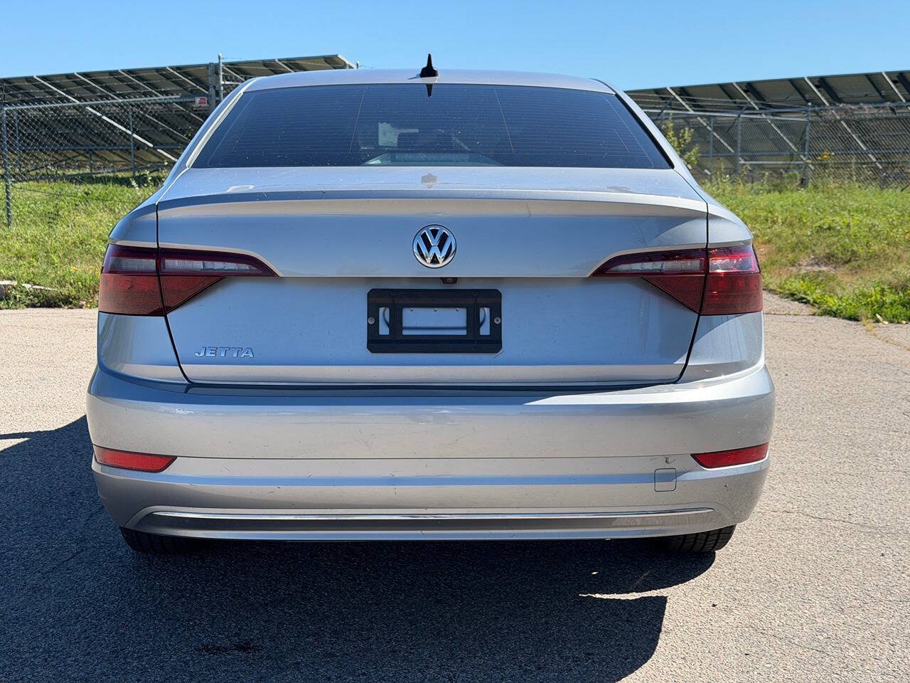 Used 2020 Volkswagen Jetta SE w/ SE Cold Weather Package FWD image 4